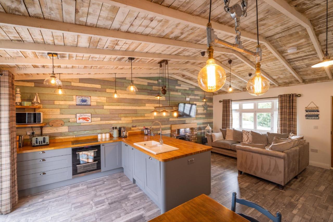 クリーソープス Den Of Joy Humberston Fitties Sleeps 6,Hot Tub,Log Burnerヴィラ エクステリア 写真